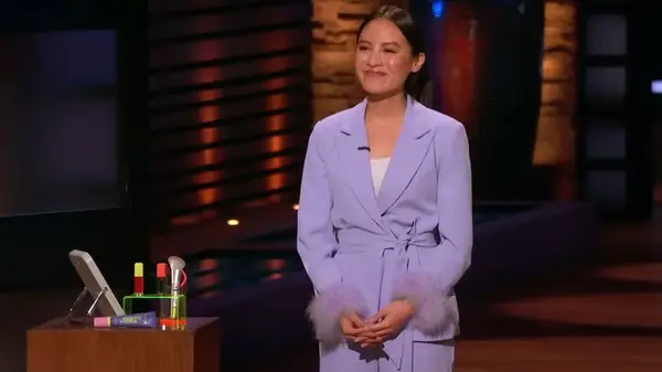 Aqui está o que aconteceu com a maquiagem da Youthforia depois do tanque de tubarão