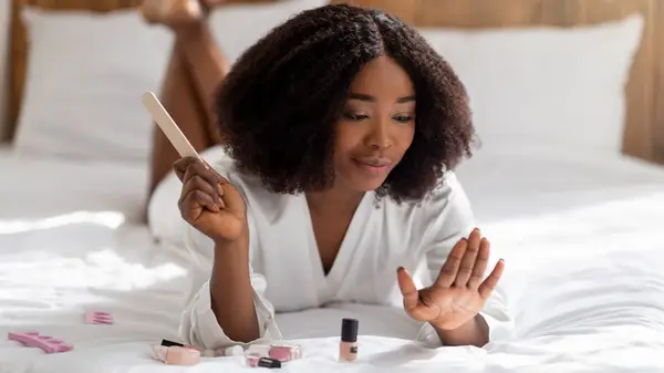 가장 큰 손톱 문제를 디코딩합니다 (우리 모두가 있었기 때문에)