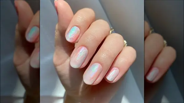 Opal nails