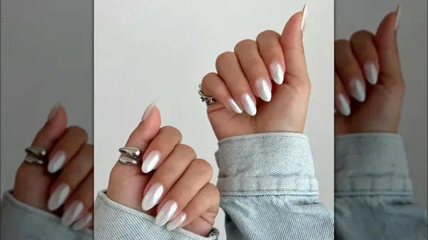 Glazed nails 
