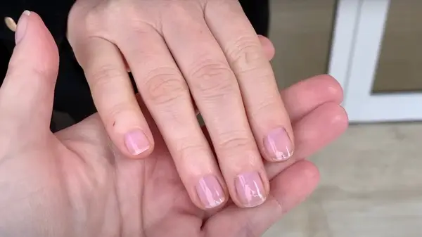 Clear nails 