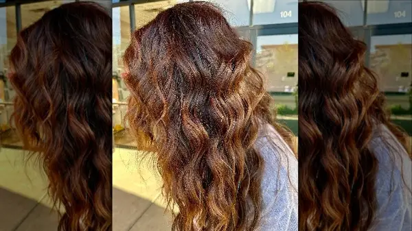 Hair with subtle hair tinsel