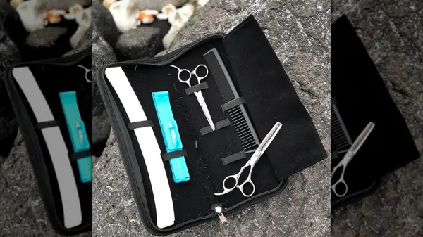 A CreaProducts hair bundle