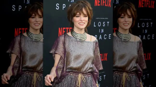 Parker Posey attending the Lost in Space premiere in Los Angeles