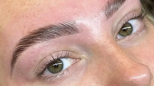 laminated eyebrows