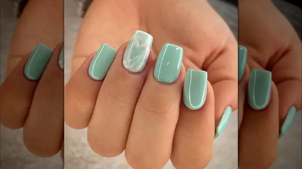 Green marble nails