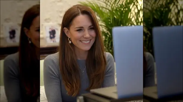 Kate Middleton with straight hair