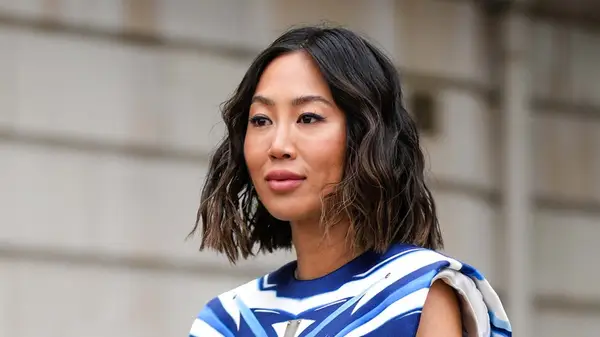 woman with wavy boxy bob haircut
