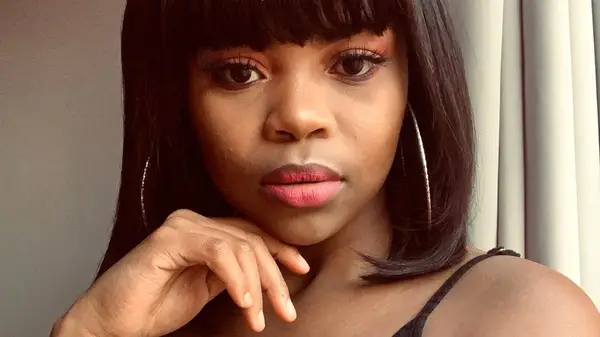 woman wearing no-foundation glam