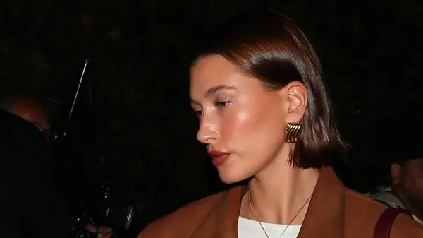 Hailey Bieber
