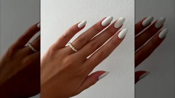 White nails on Instagram