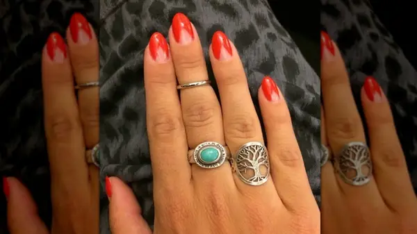 Reverse French manicure