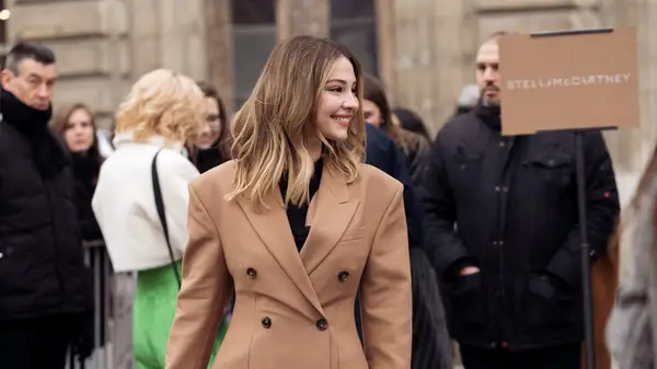 Woman with honey blonde hair 