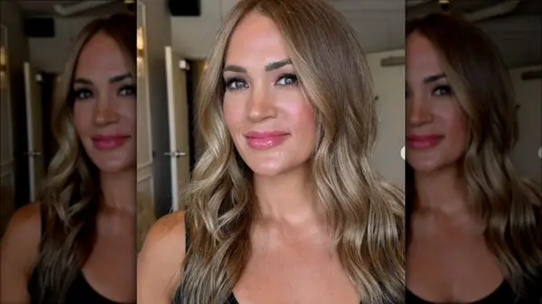 Carri Underwood with soft brown hair