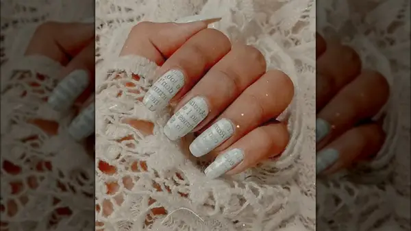Newspaper print nails