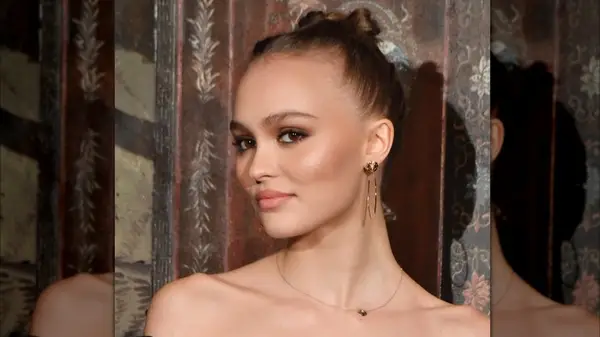 Lily-Rose Depp at the Chanel Métiers d