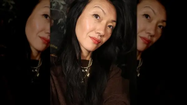 A woman on Instagram with long hair