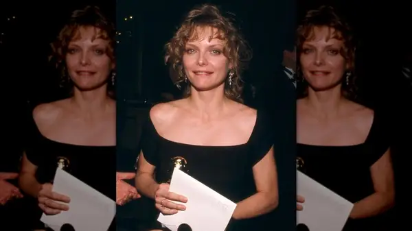 Michelle Pfeiffer at 1990 golden globes