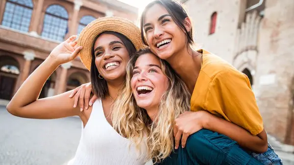 Voici la meilleure façon d'appliquer les bases pour un look naturel