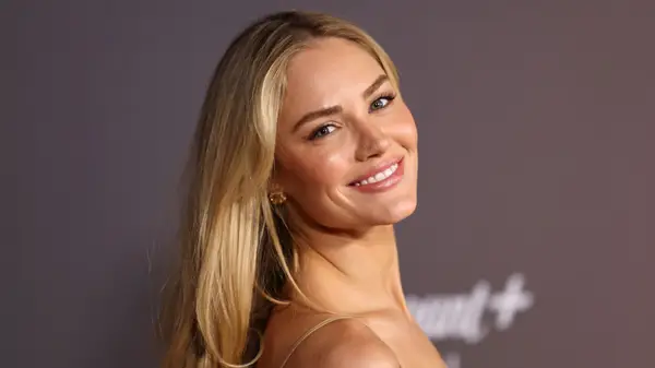 אליזבת סטראפורד משנת 1923: סיפור מוצא של ילוסטון מדהים בחיים האמיתיים