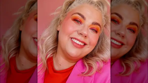 woman with sunset blush trend