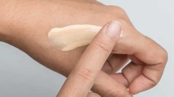 Swatching skin tint serum