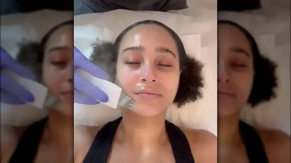 Woman getting an Oxygen Facial