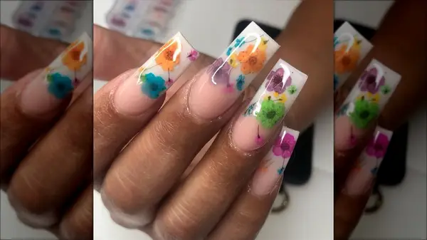 Gradient milk bath nails