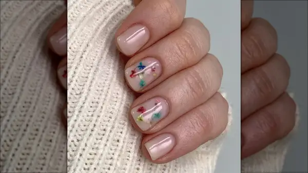 Shimmer milk bath nails