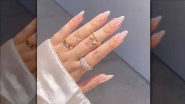 Glazed doughnut nails 