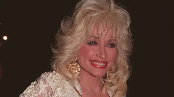 Dolly Parton smiling
