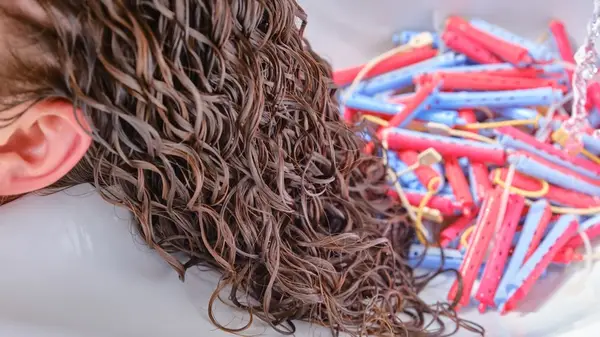 woman applying flexi rods