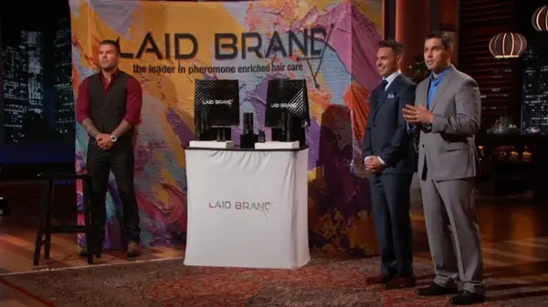 Hier ist, was mit der lagenden Markenpheromon -infundierte Haarpflege nach dem Shark Tank unterging