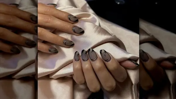 Black nail art