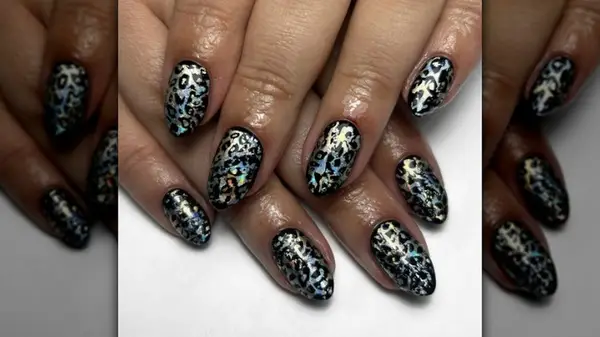 Foil animal print nails