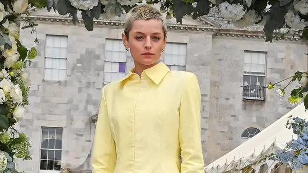 Emma corrin velvet crop