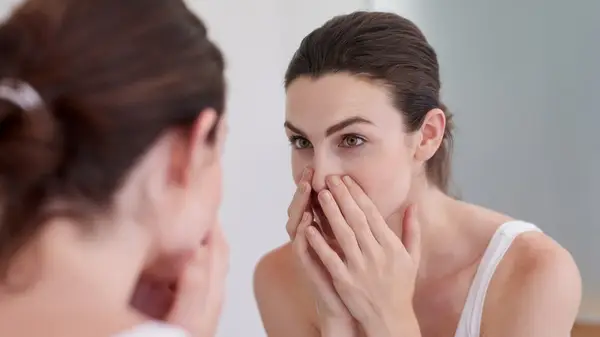 Inspecting nose pores