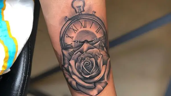 clock tattoo