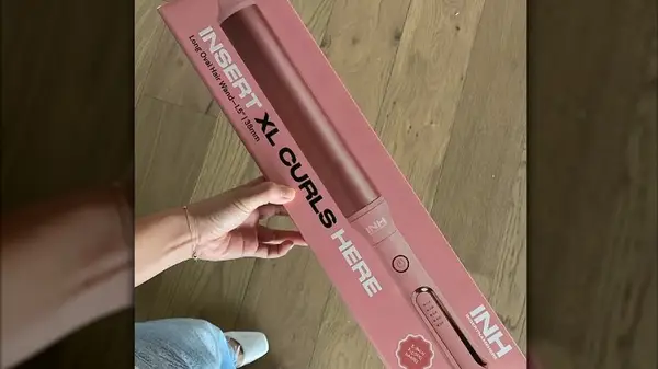 Insert Name Here curling iron