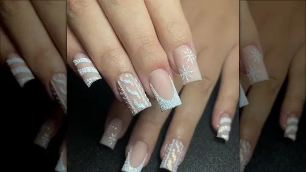 White glitter manicure