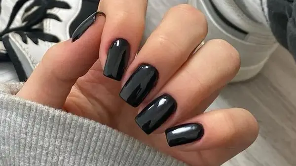 Black nail polish