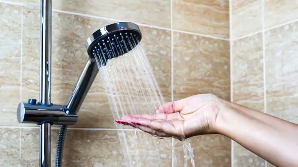 palm testing shower water