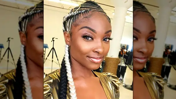 Woman with glossy lids 