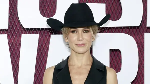 Teetter z Yellowstone nie mógł być bardziej oszałamiający w prawdziwym życiu