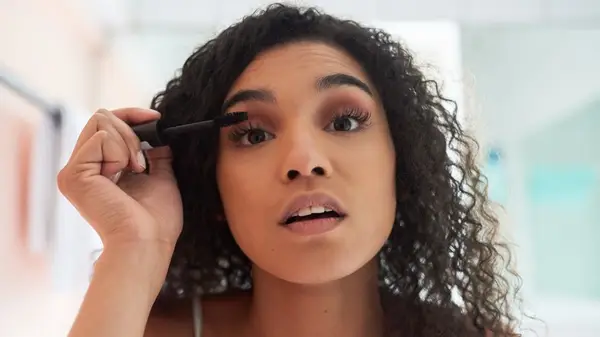 Say Goodbye al mascara Clumpy con questi suggerimenti