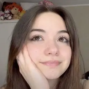 アンジェラ シャレー