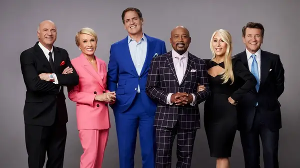 The cast of Shark Tank posing together