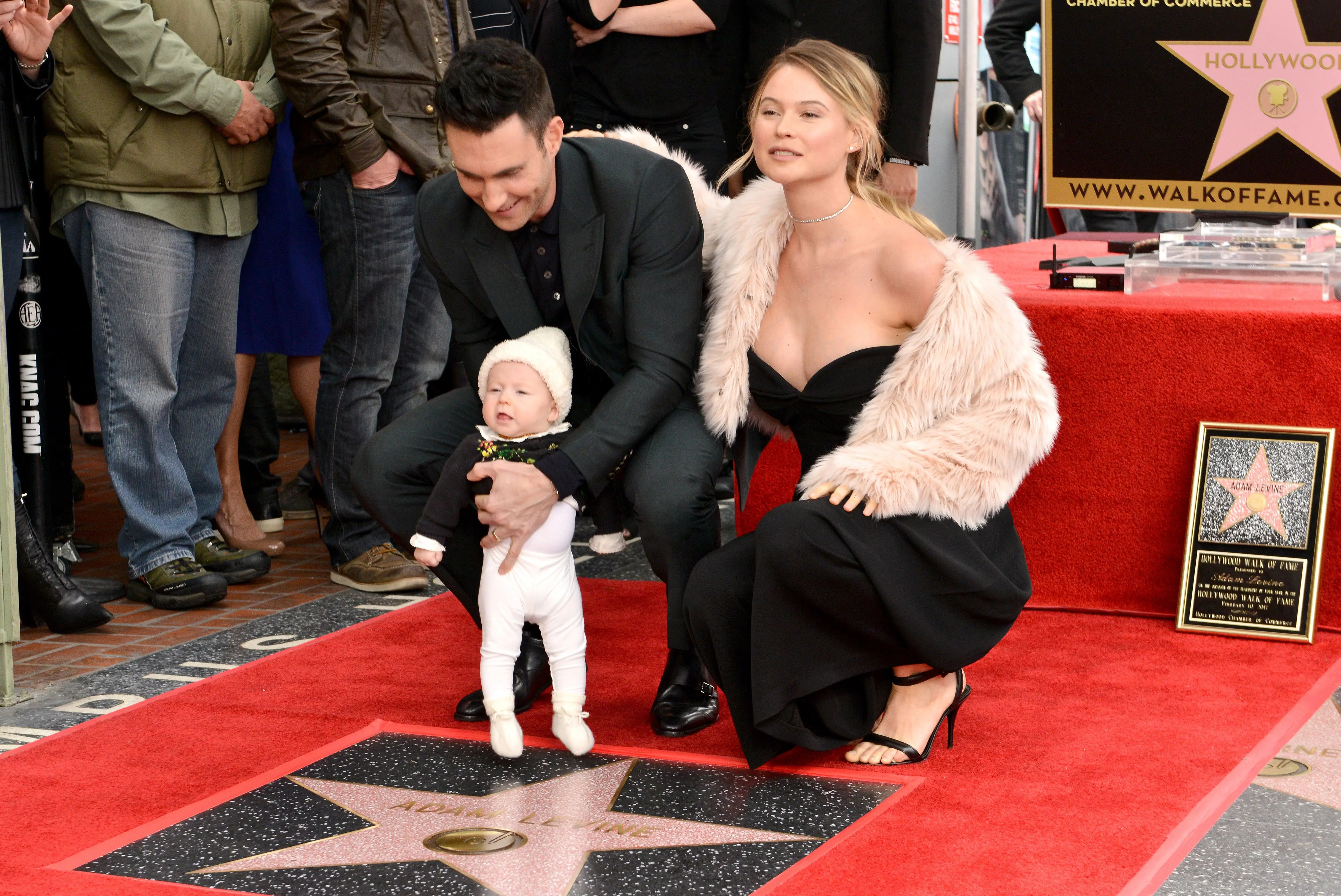 איך אדם לוין כאבא לשלושה ילדים לאחר האשמות בגידה?