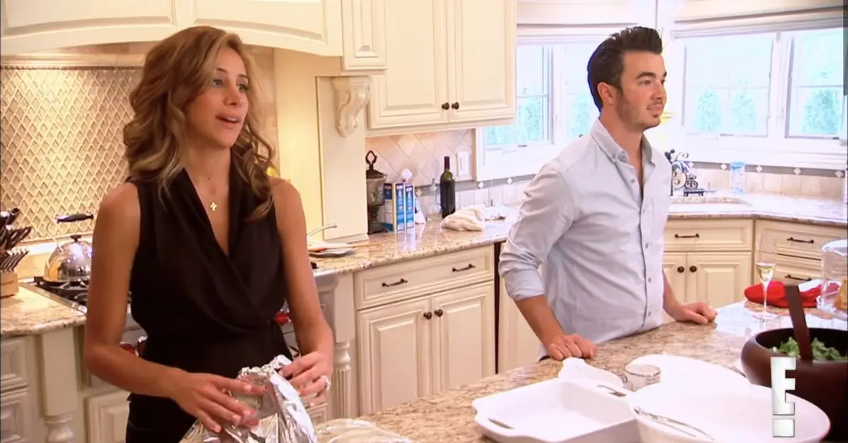 Com Danielle Jonas va acumular un valor net de 7 milions de dòlars