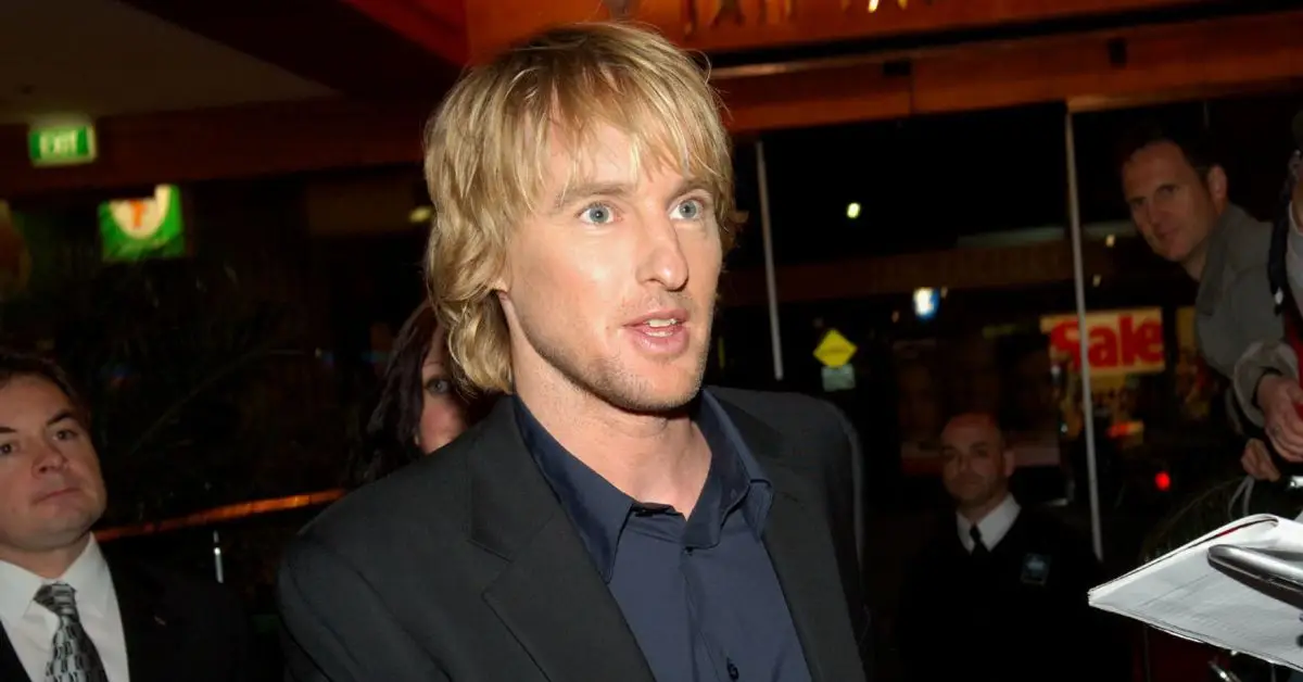 Owen Wilson ser förvånad ut